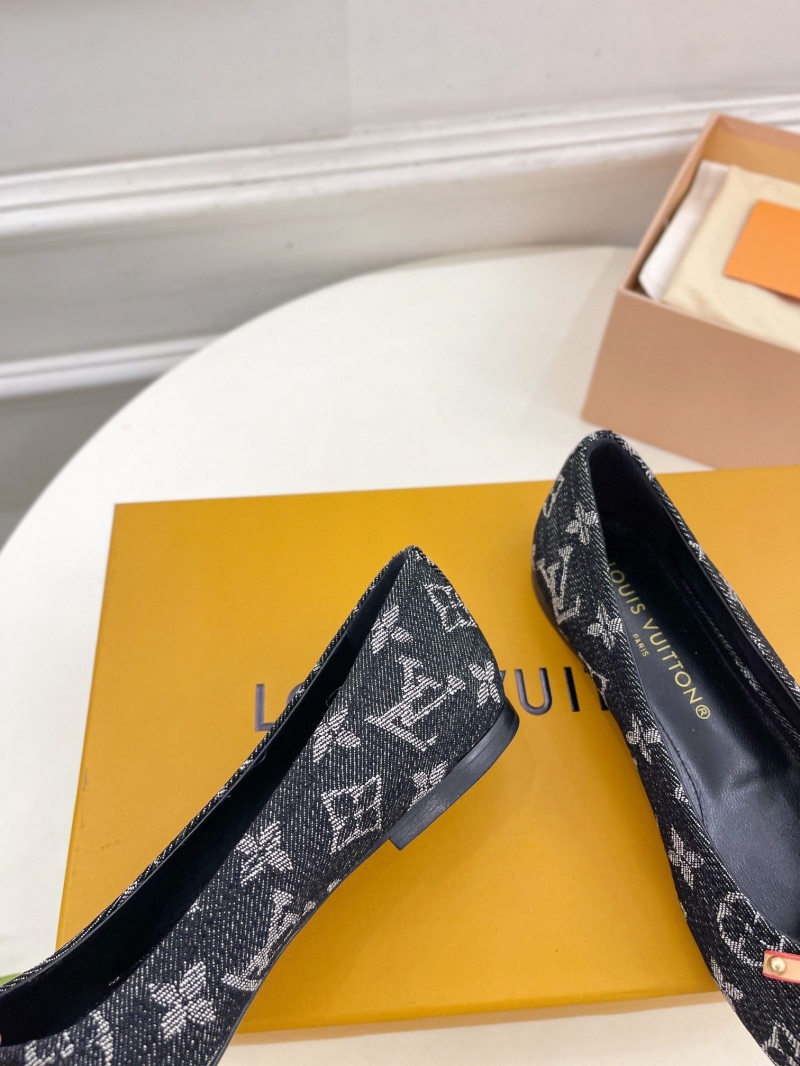 LV flat shoes